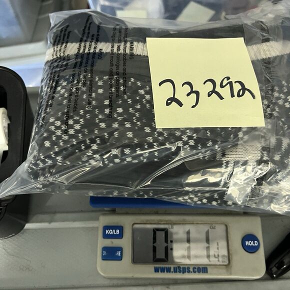 Autumn Cashmere Cotton Sweater Vest Black Tan Sleeveless Knit Casual - Picture 9 of 9